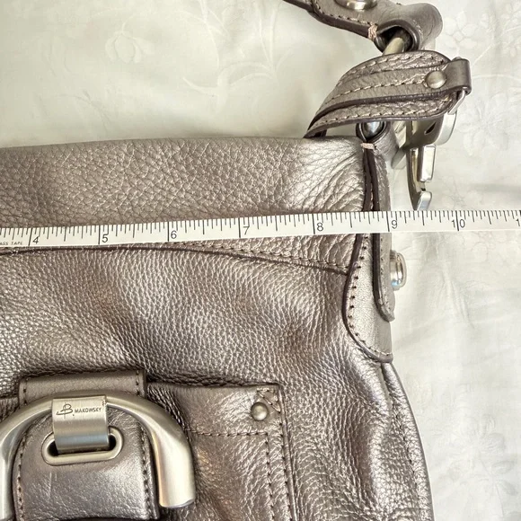 B. Makowsky Metallic Silver Crossbody Bag - Picture 7 of 8